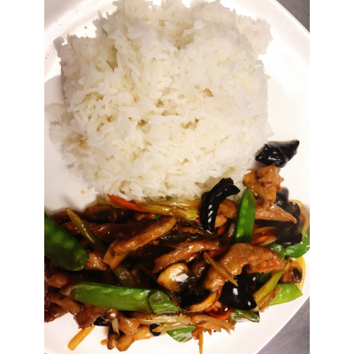 11. 鱼香肉丝 Pork With Garlic Sauce Image
