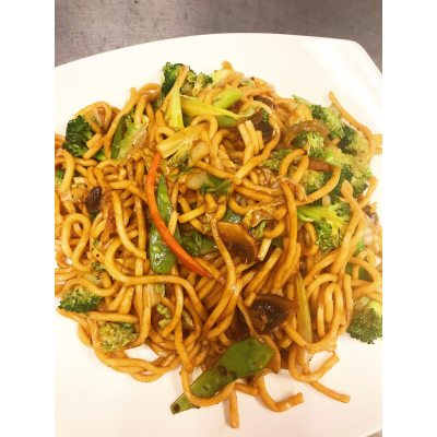 68. 素菜捞面 Lo Mein With Vegetables Image
