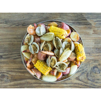 A04. Topsail Clam Bake Bay Bucket (High Tider) Image