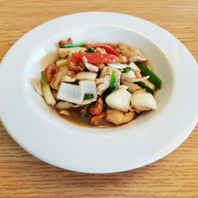 Cashew Entrée Image