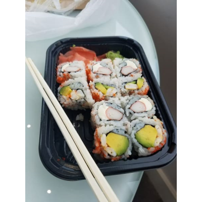 Spicy Ebi & Avocado Roll Image