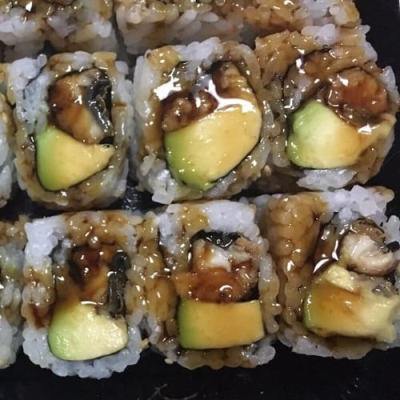 Eel Avocado Roll Image