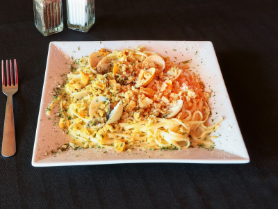 Pasta with White Clam Sauce Image