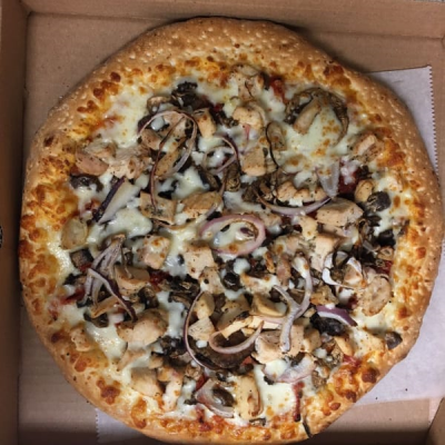 Spicy Chicken Pizza Image