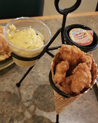 Chicken Waffle Cone Image