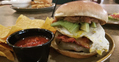 Huevos Rancheros Burger (& Chips & Salsa) Image