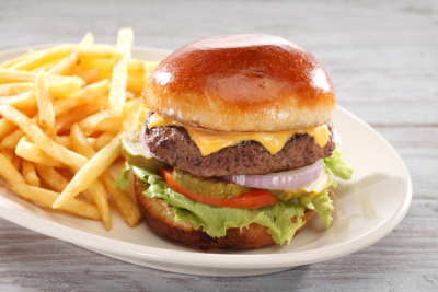 Cheeseburger (1130 cal) Image