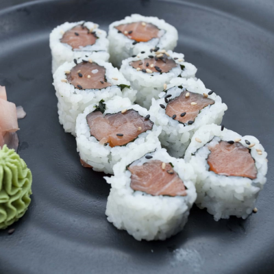 04. Salmon Roll Image