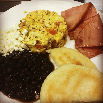 Desayuno Criollo Image