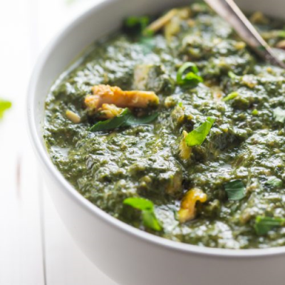 9. Saag Chicken Image