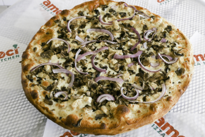 Chicken Delight Pizza Image