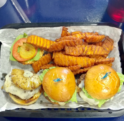 BEEF & TURKEY SLIDERS Image