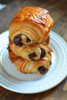 Croissant Image