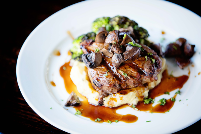 Bistro CAB 7 oz. Filet Image