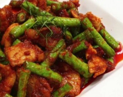 FEATURED ENTREES Image