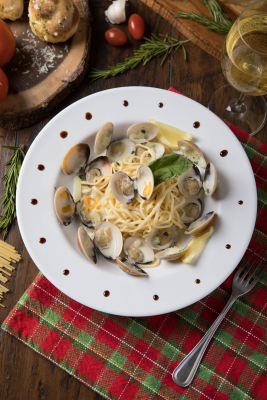 Linguini with Clams Image
