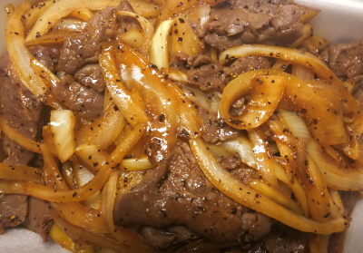 H19. Black Pepper Steak & Onion 黑胡椒洋蔥炒牛肉 Image