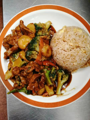 L3. Beef with Broccoli Image