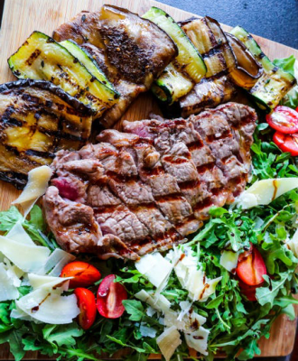 TAGLIATA ALLA FIORENTINA - STEAK TUSCANY STYLE Image