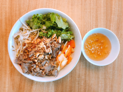 N2. Stirred-fried Beef Vermicelli Image