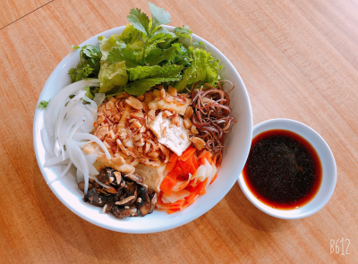 N3. Veggies Tofu Vermicelli Image
