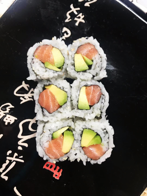 10. Salmon Avocado Roll Image