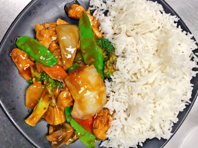 134. Chicken with Mixed Vegetables 什菜鸡 Image