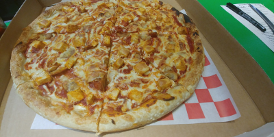 Vegan Buffalo Chicken Bacon Pizza Image