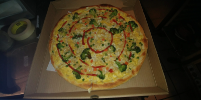 VEGAN MAC WEDS PIZZA Image