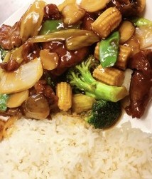137. Beef & Mixed Vegetables 什锦牛 Image