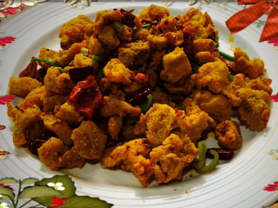 1. Deep-Fried Chicken with Dry Chili Peppers Image