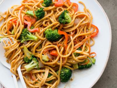 LM2. Vegetable Lo Mein 素菜撈面 Image