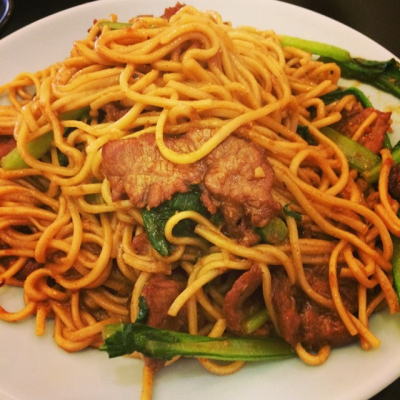 LM10. Mongolian Beef Lo Mein 蒙古牛撈麵 Image