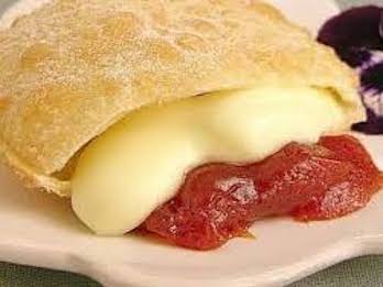 Guava Paste w/ Cheese Empanada Image