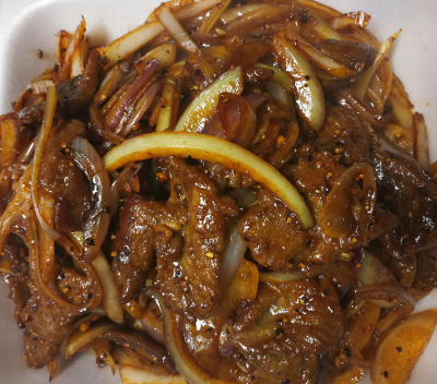 H19. Black Pepper Steak & Onion 黑胡椒洋蔥炒牛肉 Image