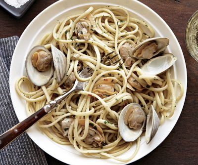 Linguini with Clams Image